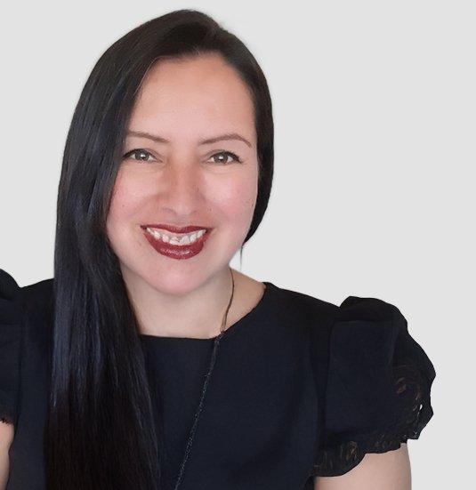 Victoria-Salinas-Castro