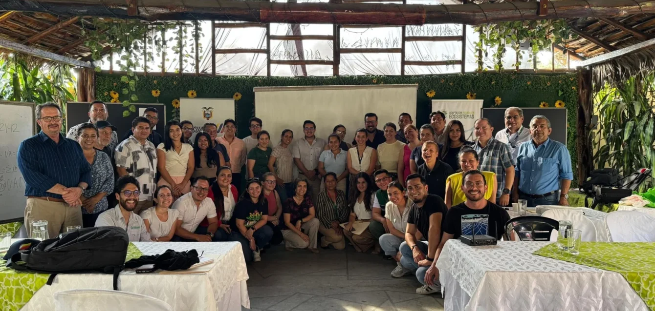 GYcCT_rbMAACqmV-2048x1536